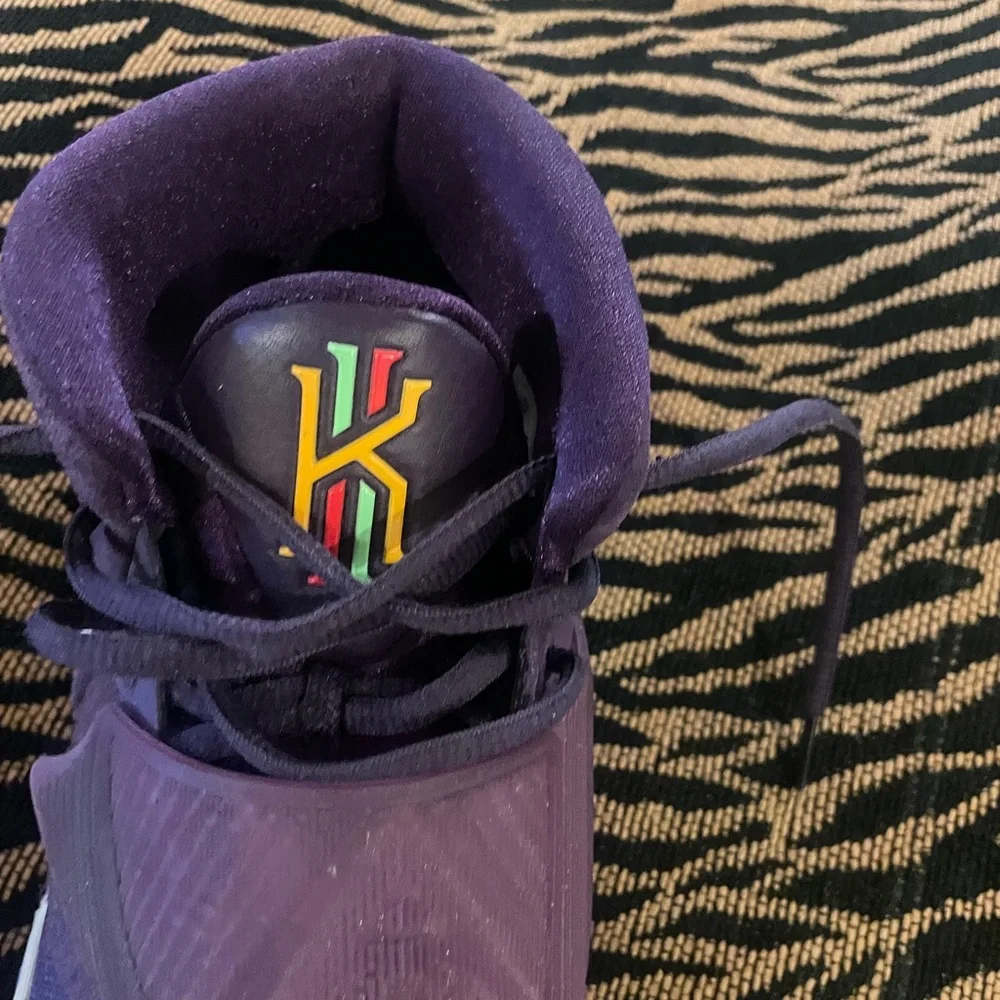 Nike Multicolor Athletic Shoes Kyrie Irving - Picture 6 of 12